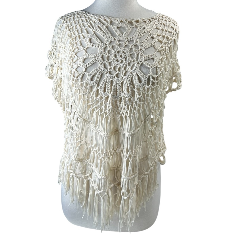 Forever21 Crochet Top Beach Cover Up Cream Fringe Poncho Crochet Shirt Summer - Picture 12 of 13